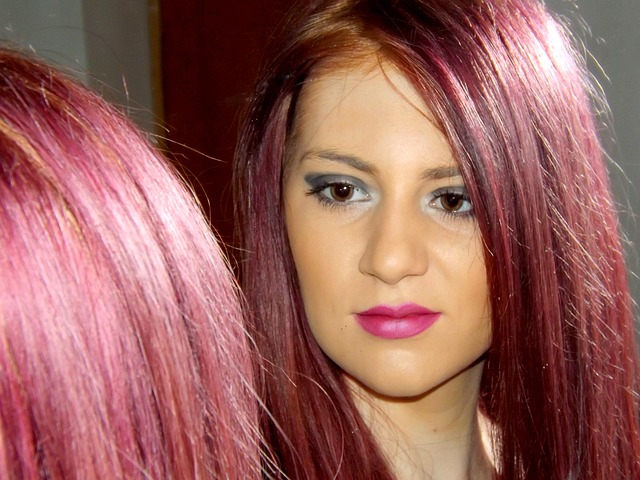 red lipstick