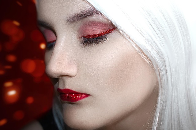red lipstick