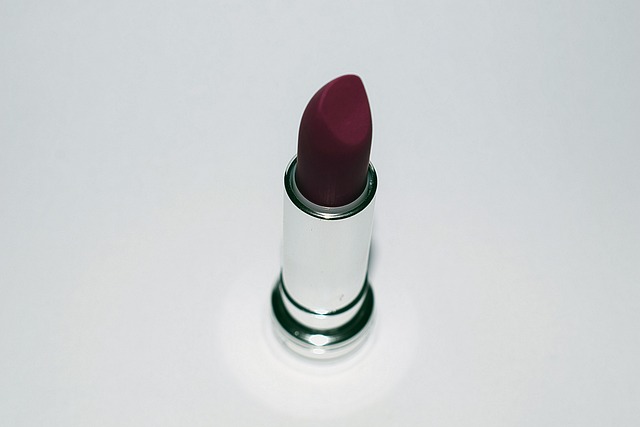 organic-lipstick-640x480-14453967.jpeg