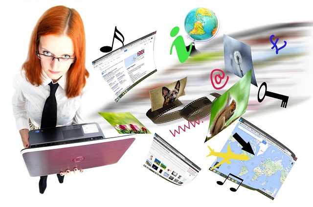 chatbot-for-ecommerce-website-640x480-69108469.jpeg