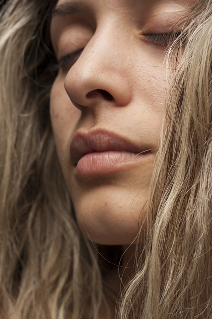 lip-liner-640x480-18950764.jpeg
