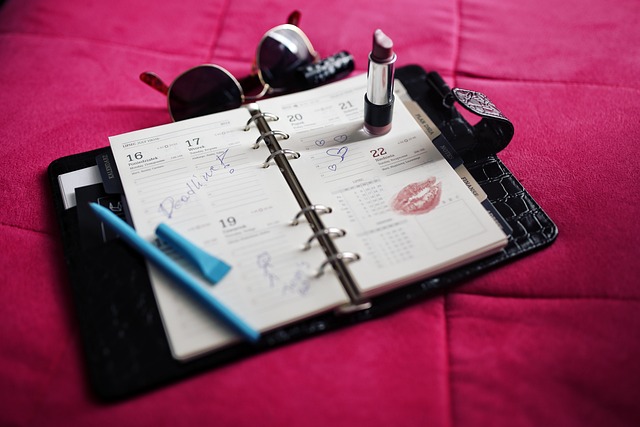 red-lipstick-640x480-29391548.jpeg