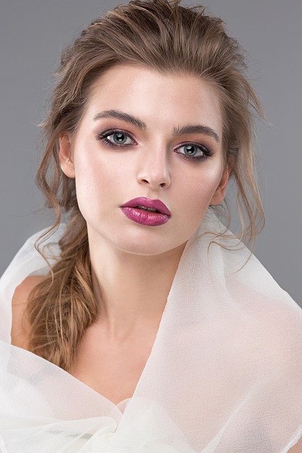 red lipstick