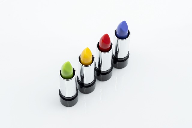 red-lipstick-640x480-59445734.jpeg