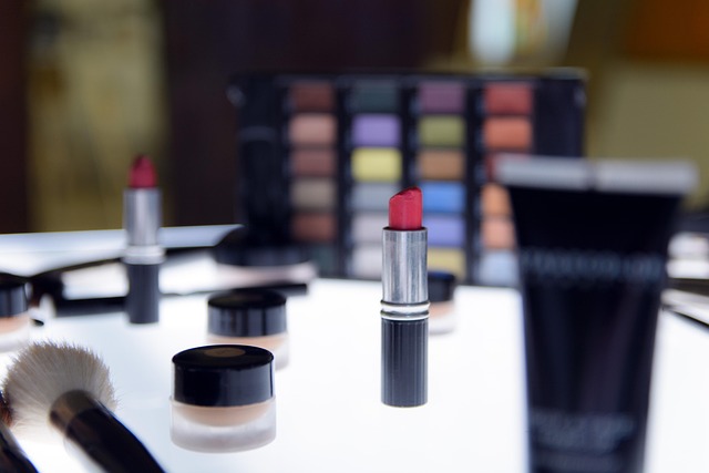 red lipstick