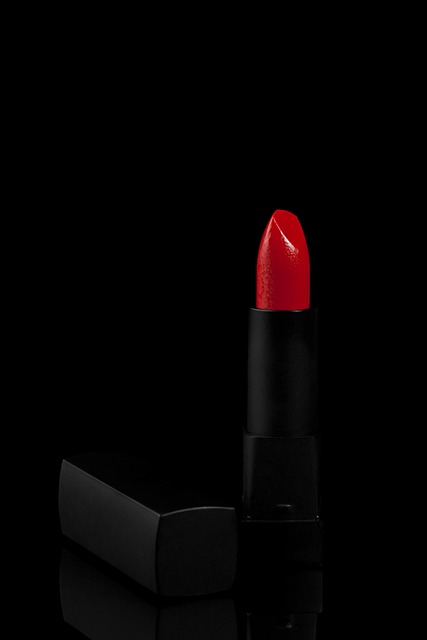 red lipstick