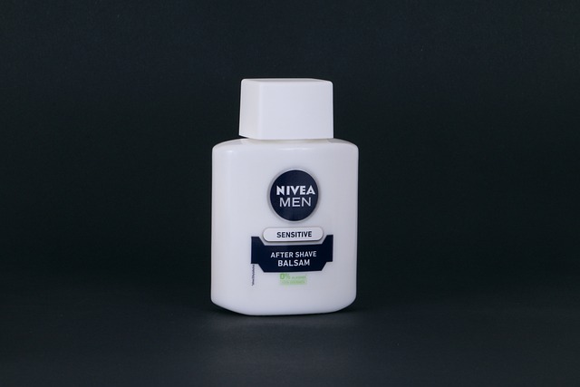 tinted-lip-balm-640x480-51707809.jpeg