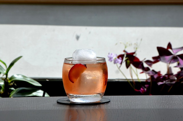 vermouth lipstick, vermouth beauty