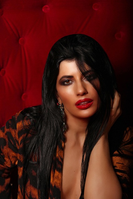 red-lipstick-640x480-90633832.jpeg