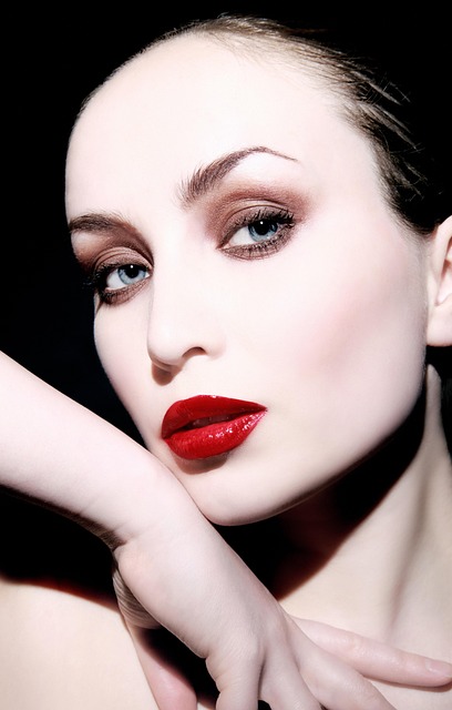 red lipstick