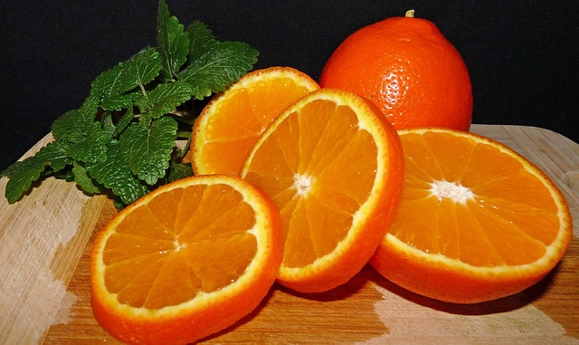 tinted-lip-balm-640x480-63297523.jpeg